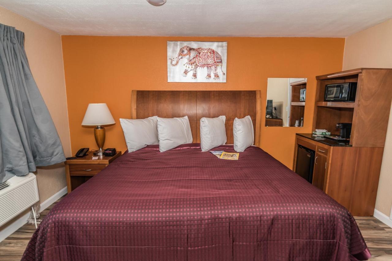 The Minuteman Inn Acton Concord Littleton Экстерьер фото